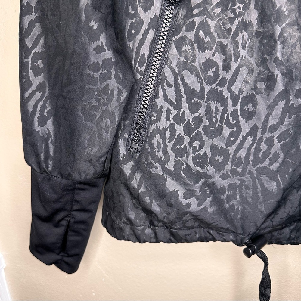 Zyia Active Black Leopard Print Women's Athletic Jacket Size Small Black - Picture 5 of 12